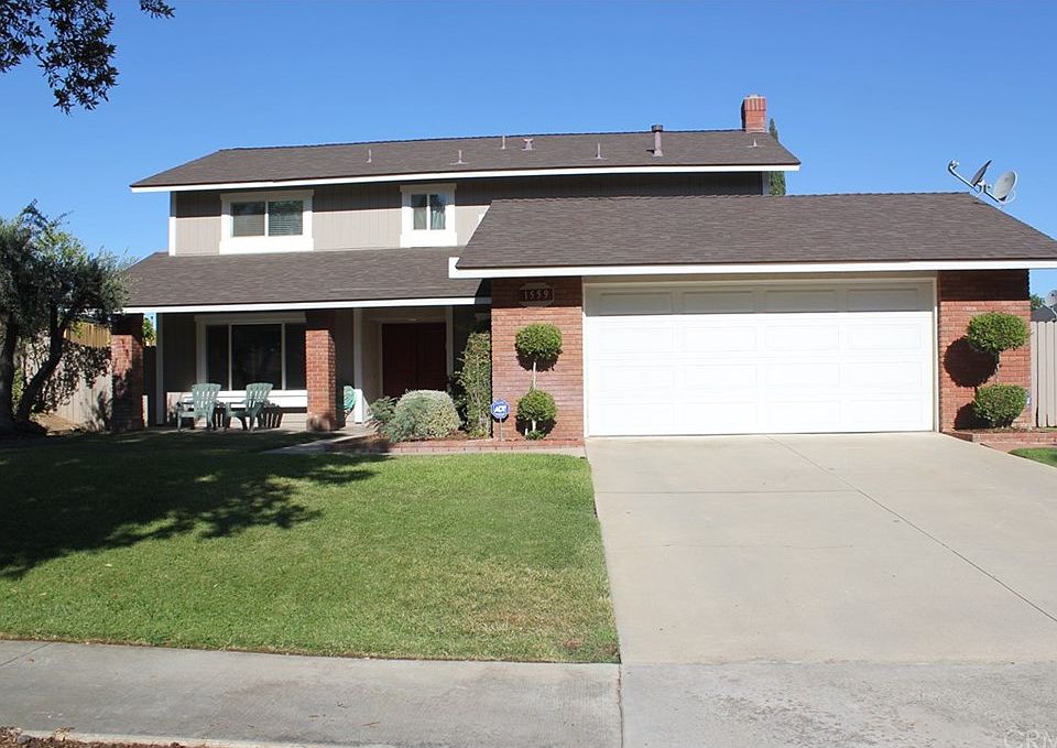 1st image of 1559 E Powell Ln