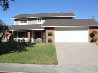 1559 E Powell Ln, Redlands, CA 92374