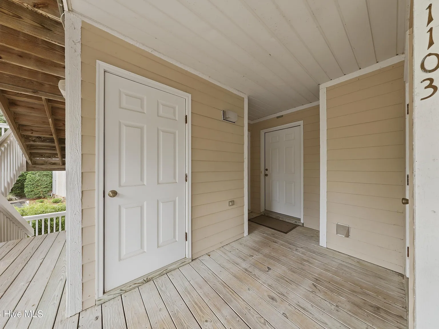 2 bed, 2.0 bath, 1180 sqft, $2,100 — Photo 4