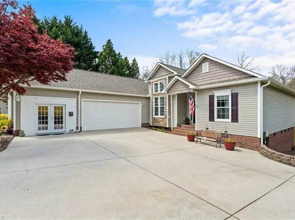 106 Mae Matilda Ct, Archdale, NC 27263