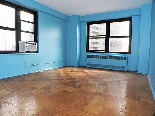 Rented by LoHo Realty | media 3