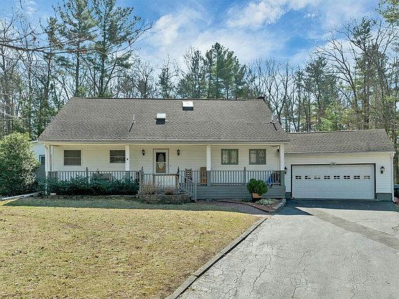 3rd image of 3 Lancaster Drive