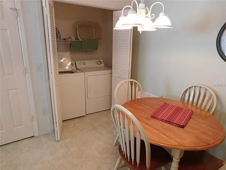 Inside washer/dryer