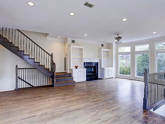 4th image of 2323 McDuffie St