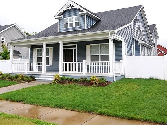 2nd image of 2221 Olmstead Ln