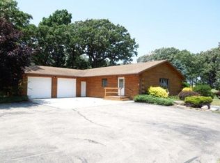 N5939 Leon Cir, Brandon, WI 53919