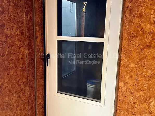 117 N Shamrock St, East Alton, IL