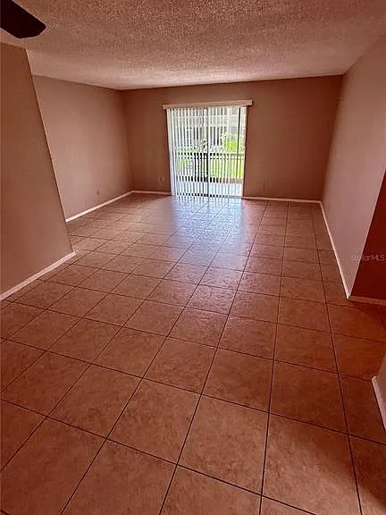 6519 W Newberry Rd #912 — Photo 7
