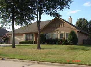 3210 Heritage Dr, Claremore, OK 74019