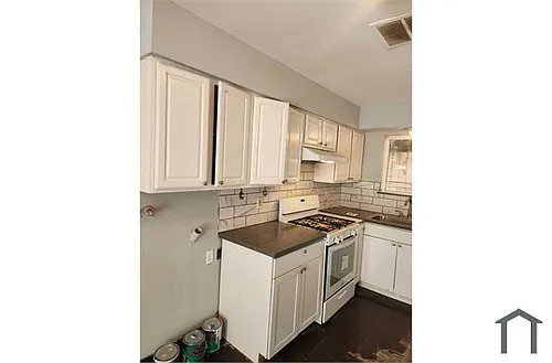 5 E Saginaw Way #201 Photo 1