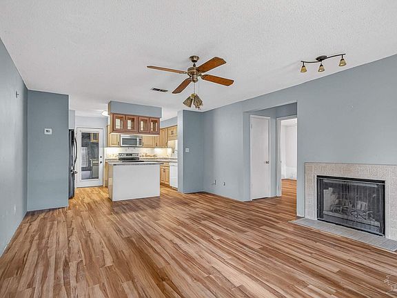 5th image of 5001 Grande Dr APT 512