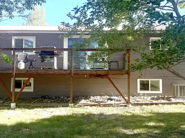 782 Quast Ln, Corvallis, MT 59828