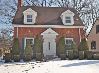 369 Sumac Rd, Highland Park, IL 60035