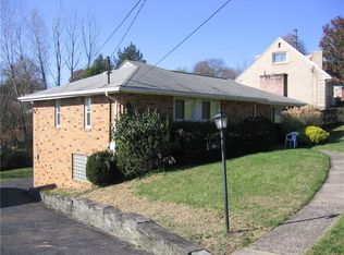 994 El Rancho Dr, Pittsburgh, PA 15220