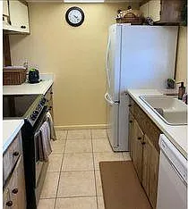 3906 Vilabella Dr — Photo 4