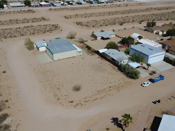 9548 Great Lakes Dr, Cal Nev Ari, NV 89039