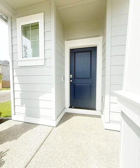 1561 SW Fielder Pl — Photo 3