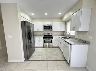 741 NE 7th Pl, Cape Coral, FL 33909