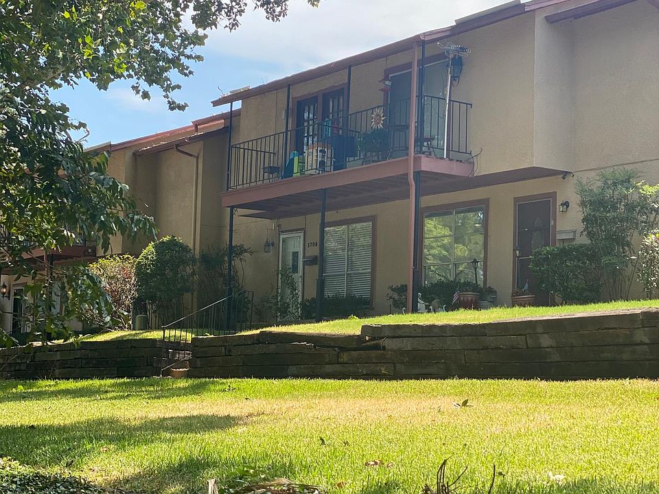 2nd image of 5706 Marina Dr