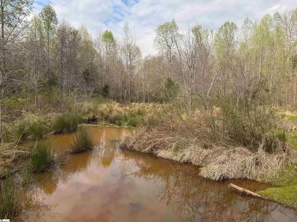 1515 Flat Rock Rd, Starr, SC 29684