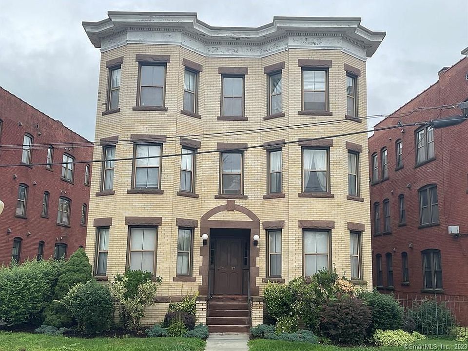 1st image of 34 Essex St #2F