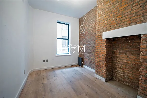Rented by Brick&Mortar | media 6