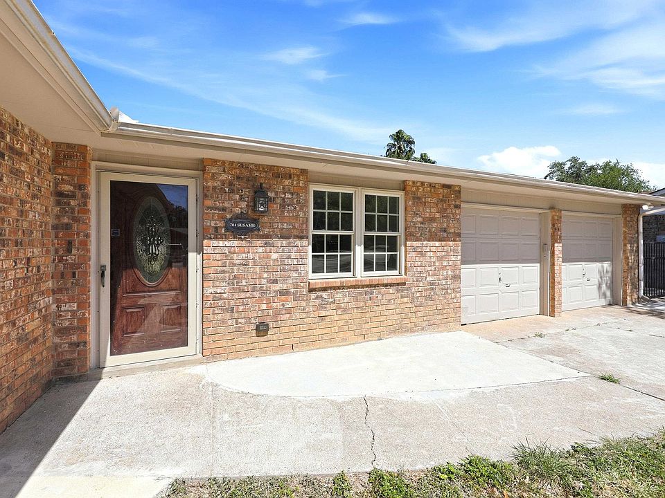 704 Sesame Ln, Laredo, TX 78045 | MLS #20263908 | Zillow