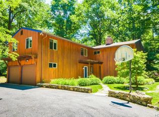 14 Valley Ln, Chappaqua, NY 10514