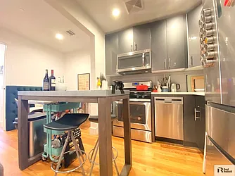 Rented by PadRabbit LLC