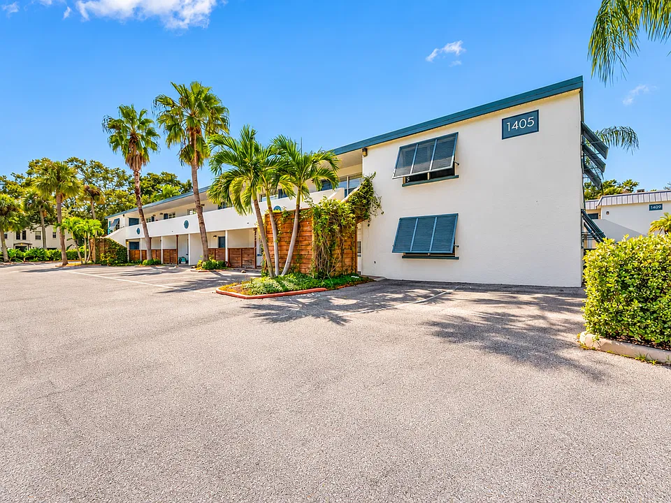Bayshore Palms at SoHO