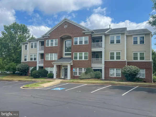 2402 Ellsworth Way APT 2B, Frederick, MD 21702