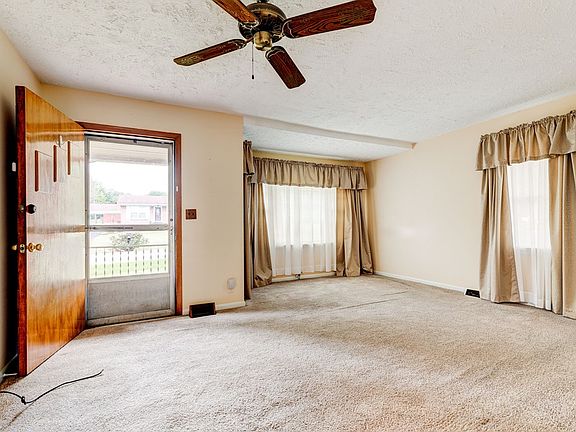 3rd image of 308 E McMurtry Ave
