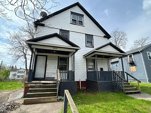 363 Flint St #1 Photo 1