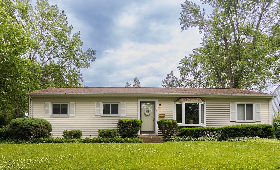 1st image of 401 Westmoreland Dr