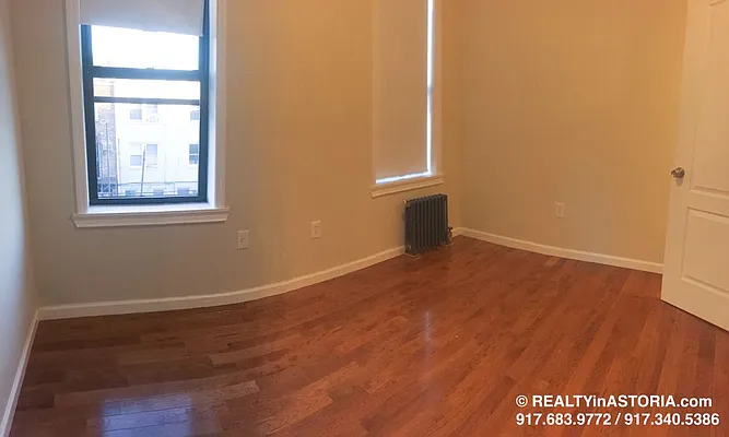 Rented by Alexiou Realty | media 20