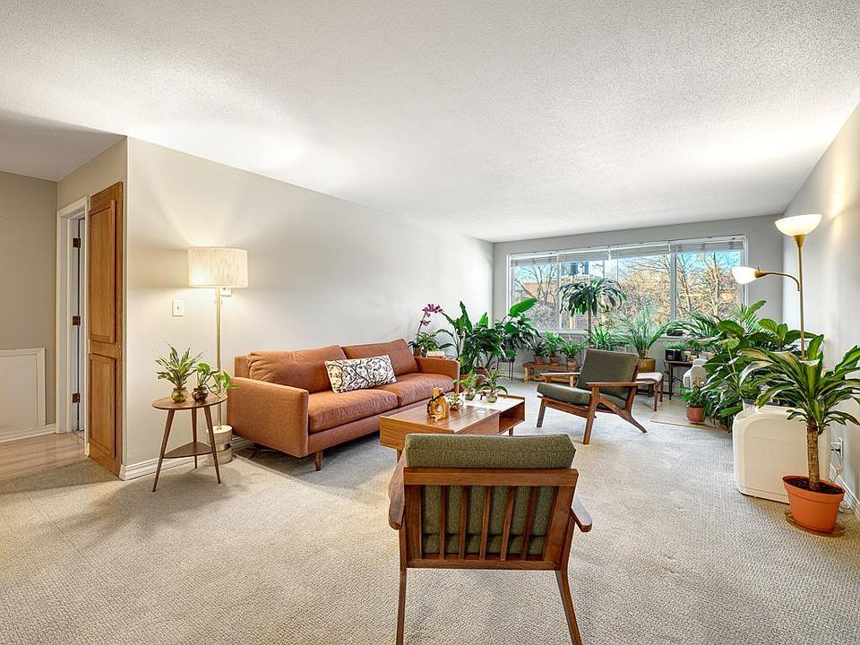 1st image of 2700 W 44th St APT 315