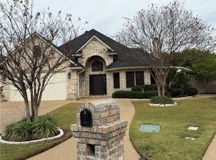 5009 Fairfield Ct, Bryan, TX 77802