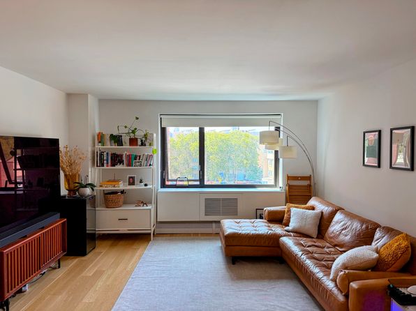 1330 5th Ave APT 5O
