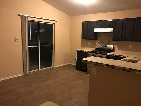 4th image of 12056 Braveheart Ave