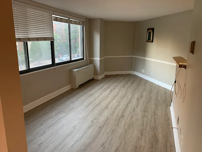 2201 L St NW #206 — Photo 13