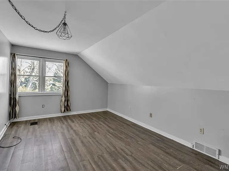 4098 Bailey Ave — Photo 32