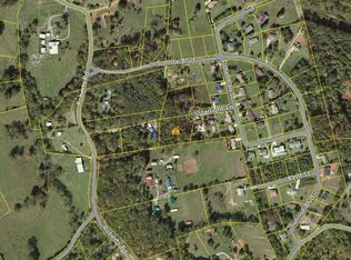 Starlight Ln, Kodak, TN 37764
