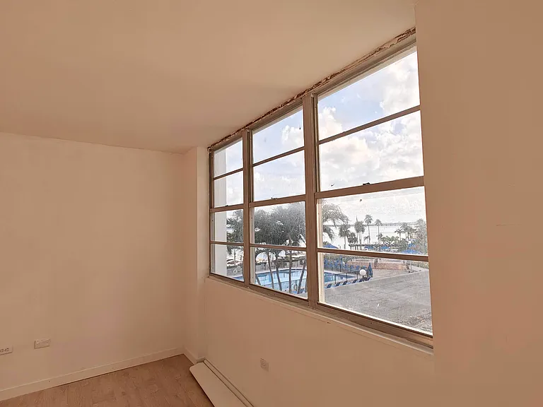 801 Brickell Bay Dr #365 — Photo 9