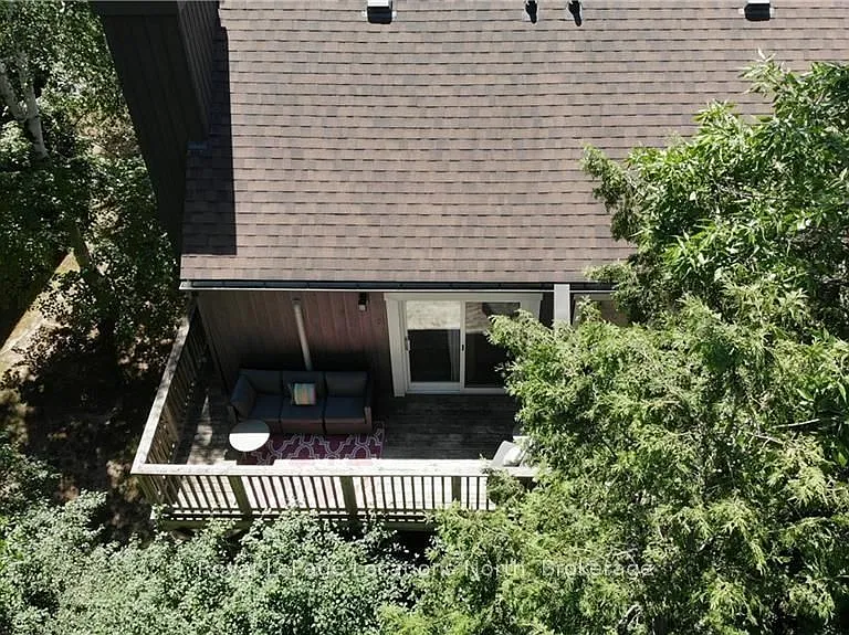 15 Harbour St W #244 — Photo 24