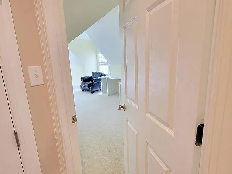 1217 Crozier Ct — Photo 44