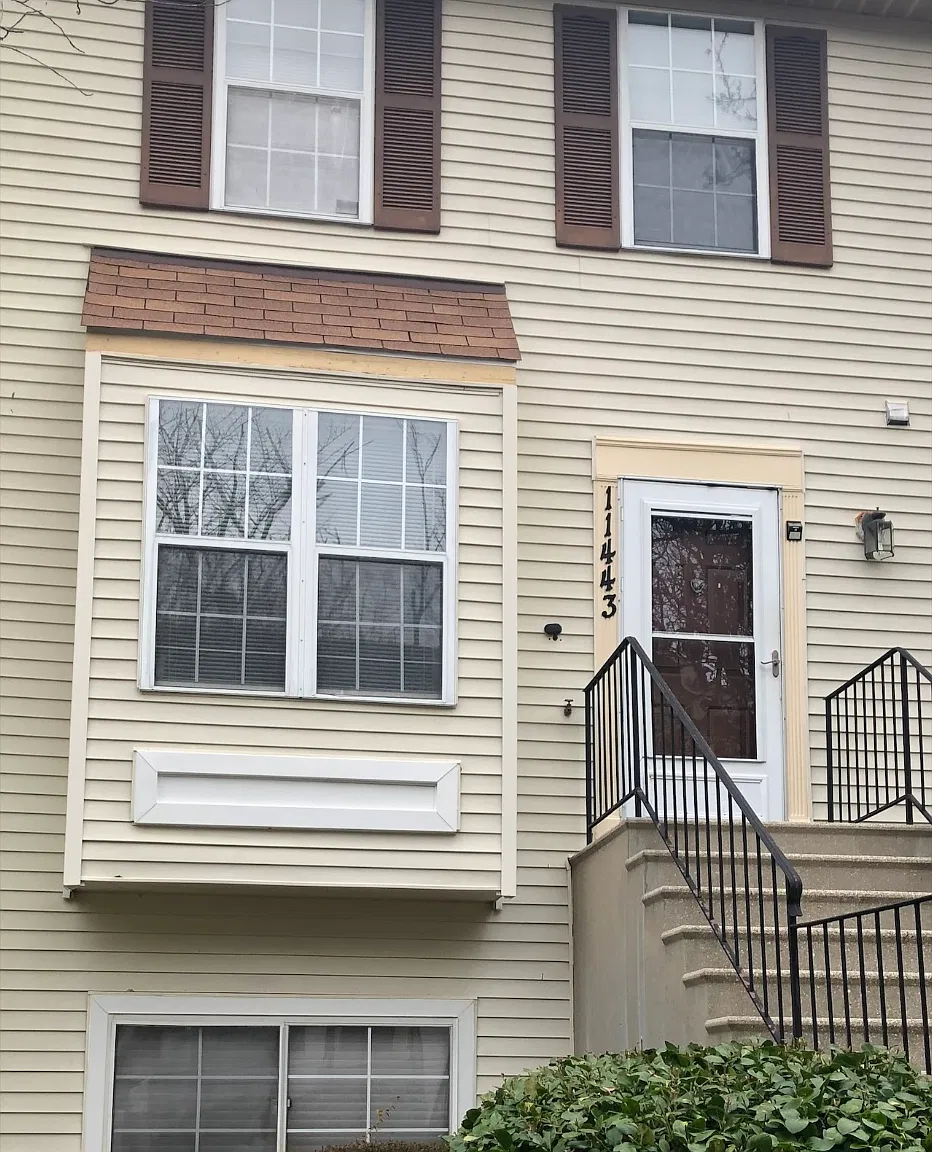 2 bed, 1.5 bath, 1230 sqft, $2,315 — Photo 1
