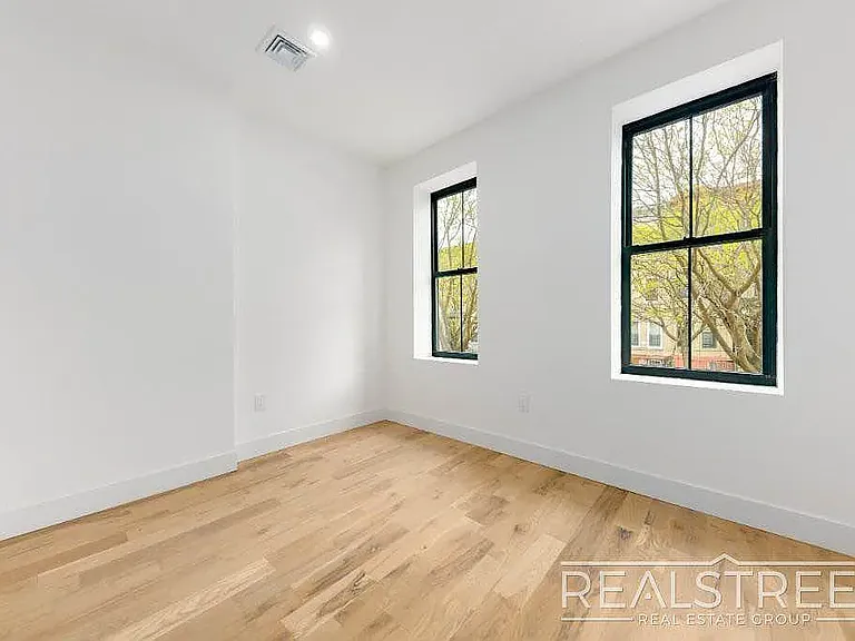346A Chauncey St #1 — Photo 5