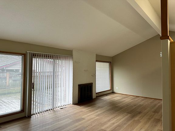 Living room with gas burning fireplace
