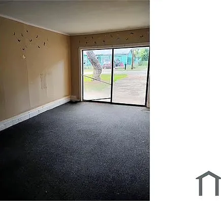 2900 Deeb Dr — Photo 2