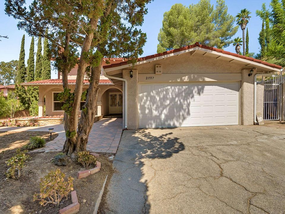 1st image of 21557 Iglesia Dr